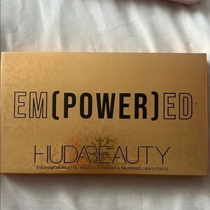 HUDA BEAUTY Empowered Eyeshadow Palette - Bold Gold